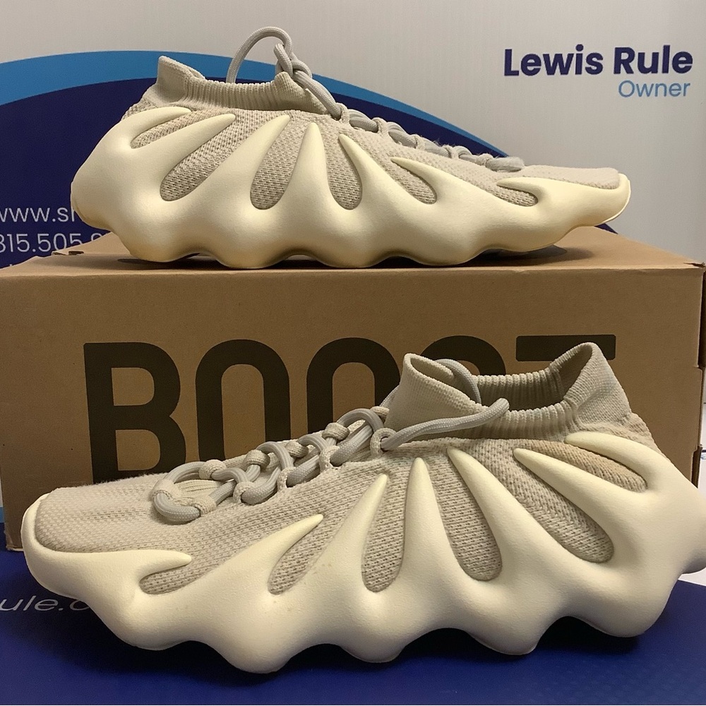 Adidas Yeezy 450 Cloud White Men’s Size 9.5
